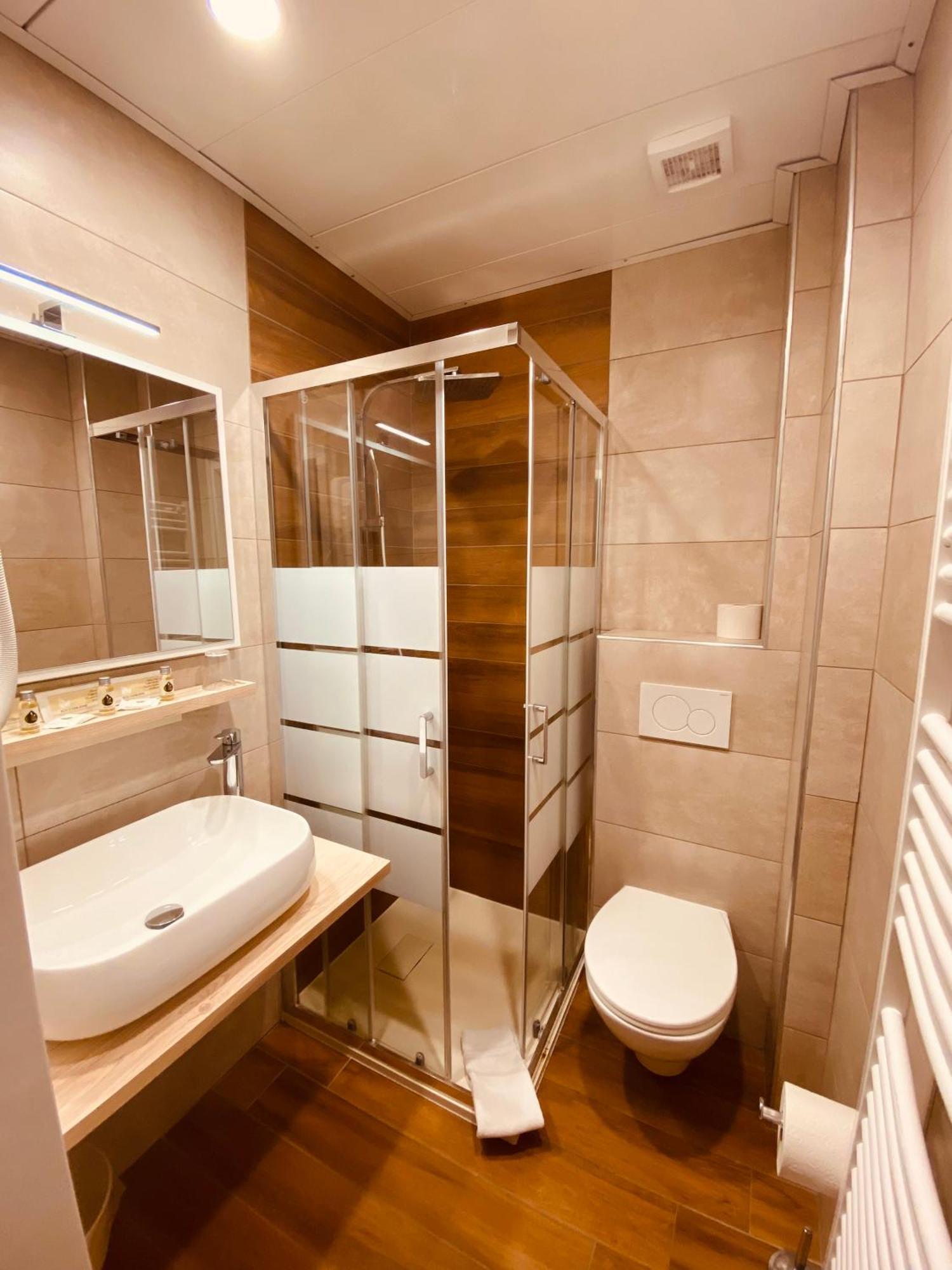 Hotel Garni Montaldi Muralto Eksteriør bilde